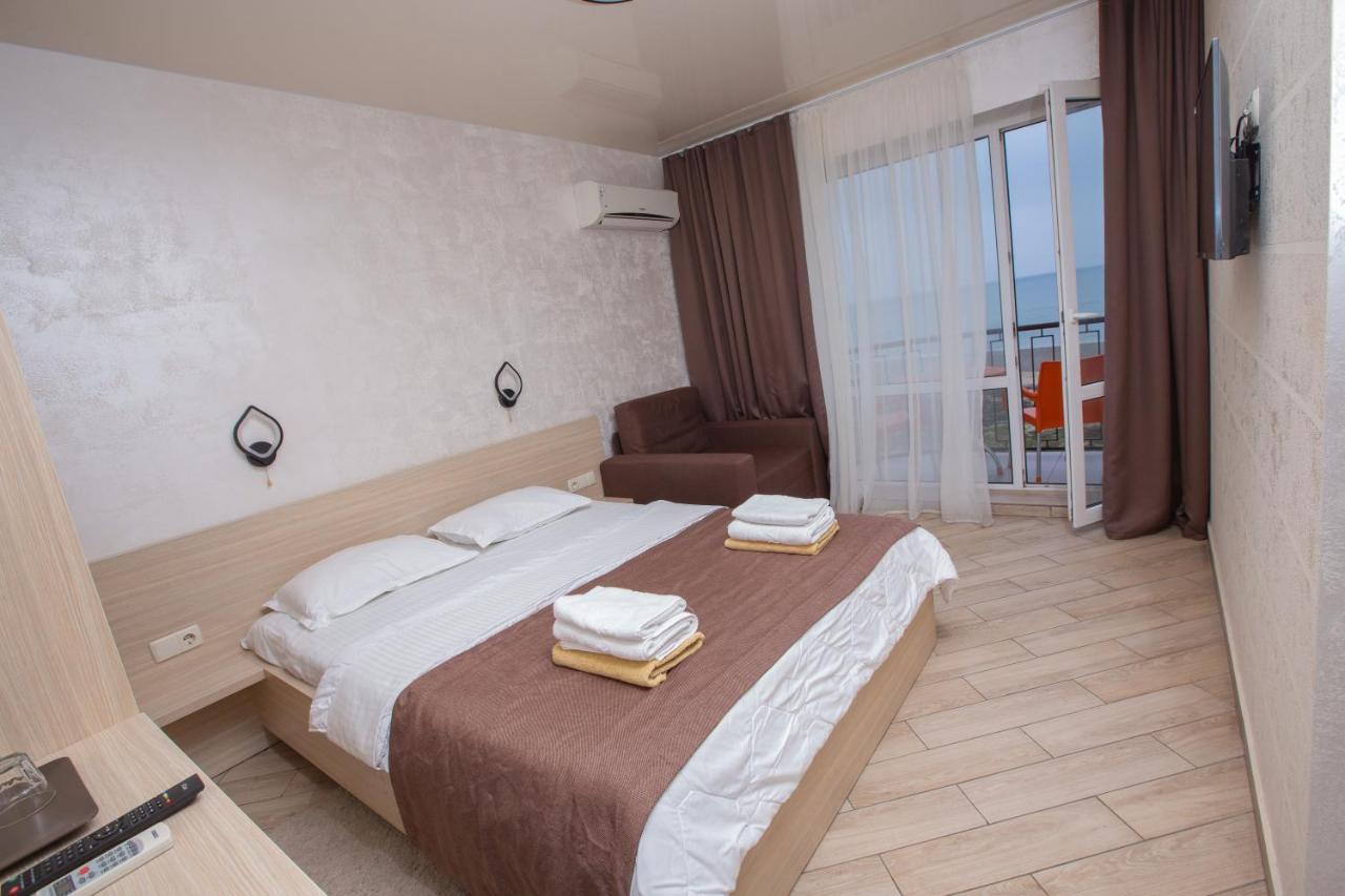 Hotel Grand More Zatoka Buitenkant foto